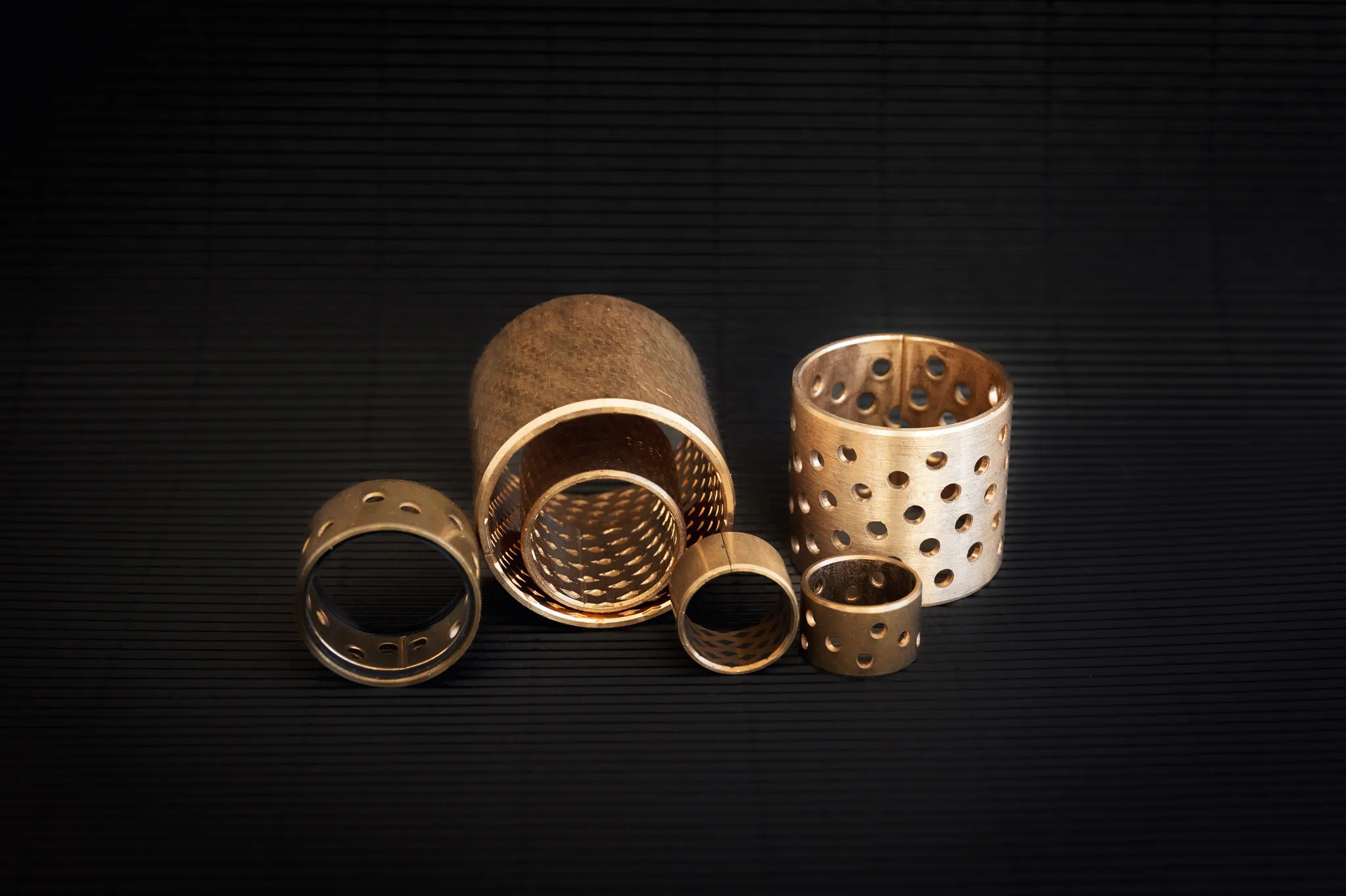 Thin-walled bearing bushings
